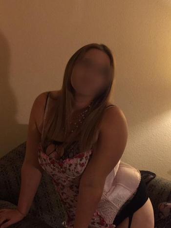 , 26  female escort, Austin