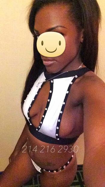 , 22  female escort, Austin