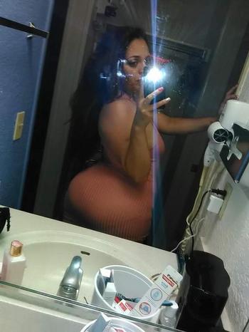 , 27 Latino/Hispanic female escort, Austin