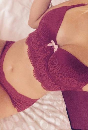 , 21  female escort, Austin