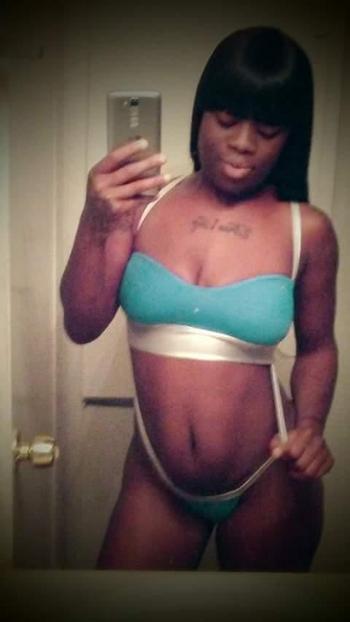, 21  female escort, Austin