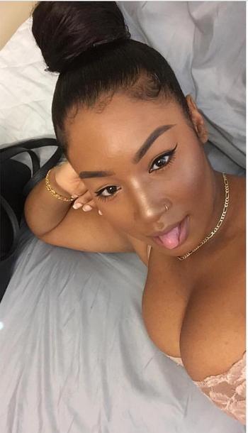 , 21  female escort, Austin