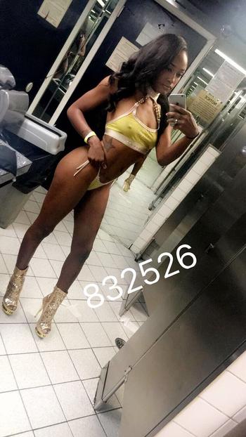 , 21  female escort, Austin