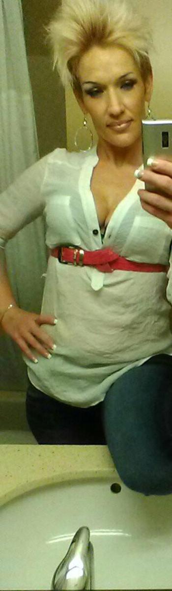 , 36  female escort, Austin