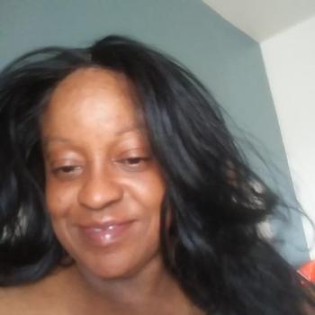 Desire, 43  female escort, Austin