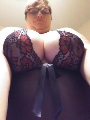  512-553-9877, 37  female escort, Austin