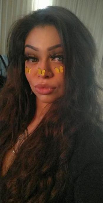 Mona, 22  female escort, Austin