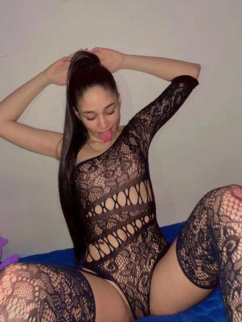 Valentina, 23  female escort, Austin